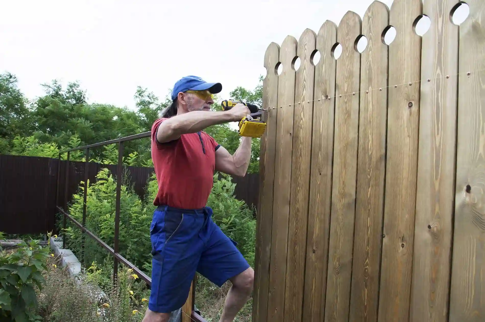 Professional Fence Contractor Professional Fence Contractor